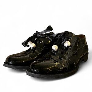 Basconi Elegant Black Patent Leather Shoes with Pearl Details